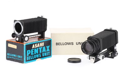 Lot 553 - An Asahi Pentax Bellows Unit II