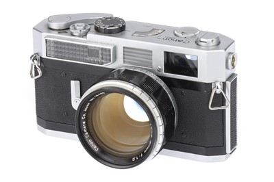 Lot 101 - A Canon Model 7 Rangefinder Camera