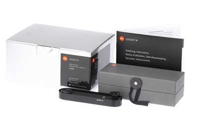 Lot 139 - A Leica Leicavit M