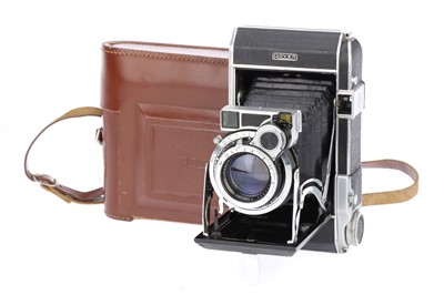 Lot 378 - A Royer Teleroy Roll Film Foding Rangefinder Camera