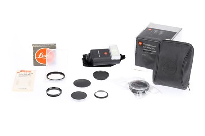 Lot 91 - A Mixed Selection of Leica Accessories