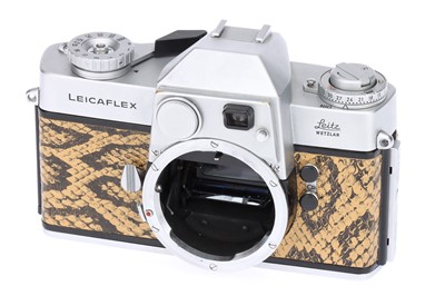 Lot 80 - A Leica Leicaflex 35mm SLR Camera