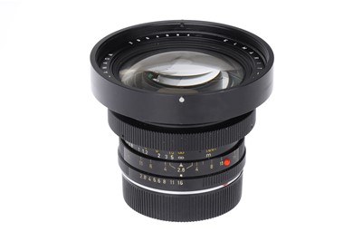 Lot 76 - A Leitz Elmarit-R f/2.8 19mm Lens