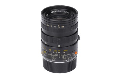 Lot 64 - A Leitz Tri-Elmar-M ASPH.  f/4 28-35-50mm Lens