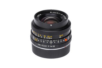 Lot 81 - A Leitz Elmarit-R f/2.8 28mm Lens
