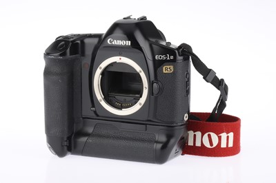 Lot 262 - A Canon EOS-1N RS 35mm SLR Body