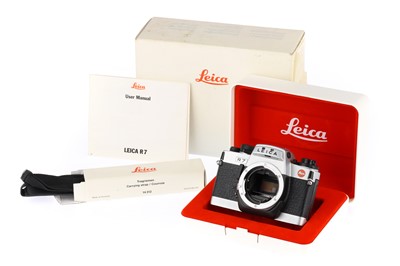 Lot 54 - A Leica R7 35mm SLR Camera Body