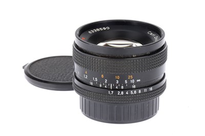Lot 519 - A Carl Zeiss Planar T* f/1.7 50mm Camera Lens