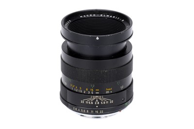 Lot 49 - A Leitz Macro-Elmarit-R f/2.8 60mm Lens