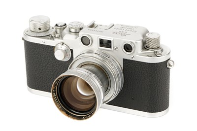 Lot 142 - A Leica IIIc 'Luftwaffen-Eigentum' Rangefinder Camera