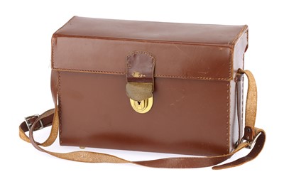 Lot 100 - An Original Benser Case for Leica