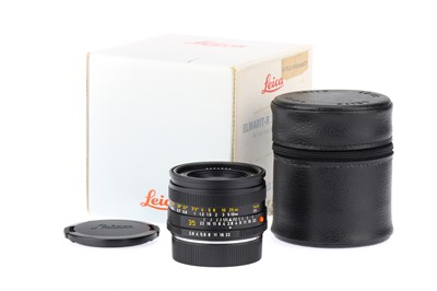 Lot 60 - A Leitz Elmarit-R f/2.8 35mm Camera Lens