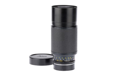 Lot 56 - A Leitz Leica Vario-Elmar-R f/4.5 80-200mm Camera Lens