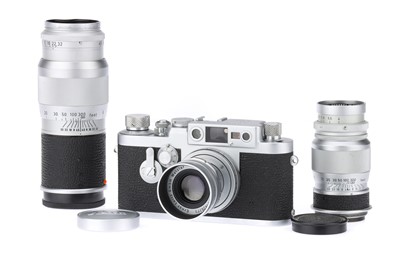 Lot 20 - A Leica IIIg 35mm Rangefinder Camera Outfit