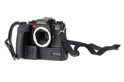 Lot 74 - A Leica R4 35mm SLR Camera Outfit