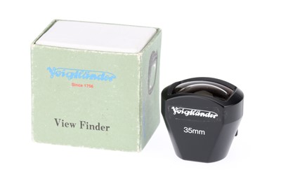 Lot 94 - A Voigtlander 35mm Viewfinder