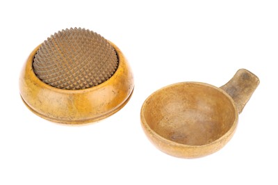 Lot 18 - Wooden Items