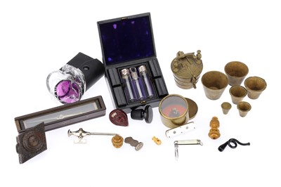 Lot 15 - Collector's Items