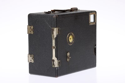 Lot 818 - A Victoria Camera Detective Type Falling Plate Camera