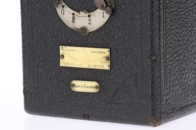 Lot 818 - A Victoria Camera Detective Type Falling Plate Camera