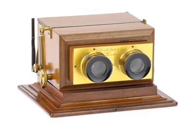 Lot 52 - An Early Example of Becks Achromatic Stereoscope