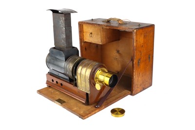 Lot 44 - A Fine Magic Lantern Sciopticon