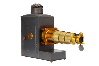 Lot 42 - Large Triple Extension Victorian Magic Lantern