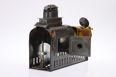 Lot 32 - Walter Tyler Helioscopic Magic Lantern
