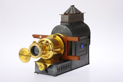 Lot 25 - A Victorian Travelling Lecturers Lantern