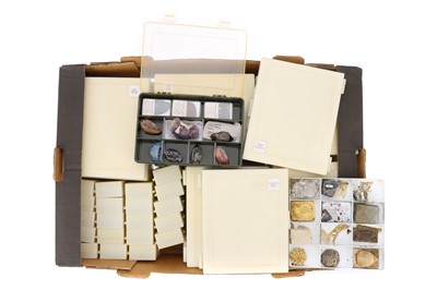 Lot 183 - Large Collection of Microscope Slides