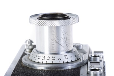Lot 5 - A Leica IIIa 'Royal Navy' 35mm Rangefinder Camera