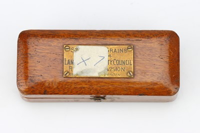 Lot 104 - 6 Small Sets of Weights