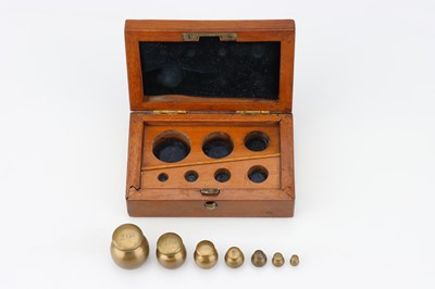 Lot 104 - 6 Small Sets of Weights