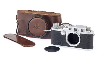 Lot 11 - A Leitz Wetzlar Leica IIIf Black Dial Rangefinder Body