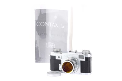 Lot 54 - A Zeiss Ikon Contax IIa Rangefinder 35mm Film Camera