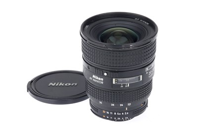 Lot 90 - A Nikon AF Nikkor D f/2.8 20-35mm Lens