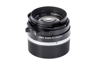 Lot 31 - A Leitz Summilux-M f/1.4 35mm Lens