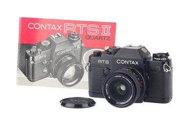 Lot 115 - A Contax RTS II SLR 35mm Camera