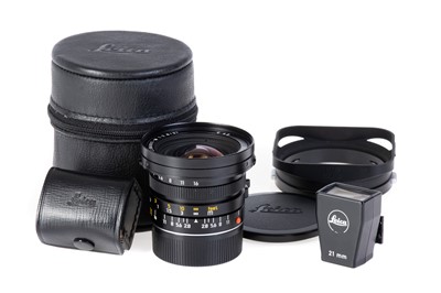Lot 28 - A Leitz Elmarit-M f2.8 21mm Lens