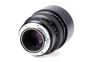 Lot 23 - A Leitz Summilux-M f/1.4 75mm Lens