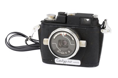 Lot 86 - A Calypso 35mm Underwater Viewfinder Camera