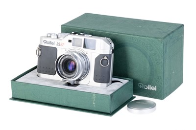 Lot 104 - A Rollei 35RF Rangefinder Camera