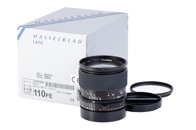 Lot 157 - A Carl Zeiss Planar T* FE f/2 110mm Lens
