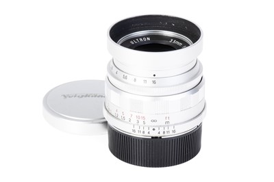 Lot 107 - A Voigtlander Ultron Aspherical f/1.7 35mm Lens
