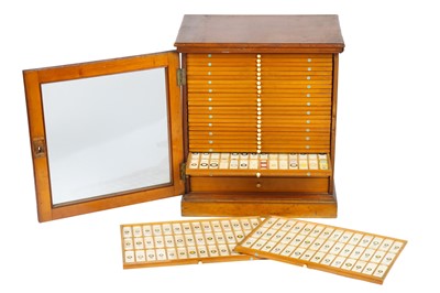 Lot 26 - A Large & Fine Collection of Diatom Microscope Slides