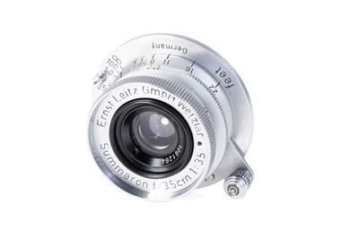 Lot 11 - A Leitz Summaron f/3.5 35mm Lens