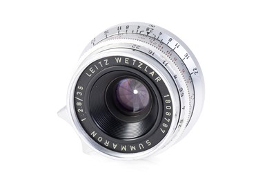 Lot 12 - A Leitz Summaron f/2.8 35mm Lens