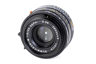 Lot 37 - A Leitz Summicron-M ASPH. f/2 35mm Lens