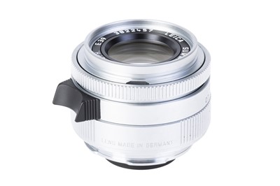 Lot 36 - A Leitz Summicron-M ASPH. f/2 35mm Lens