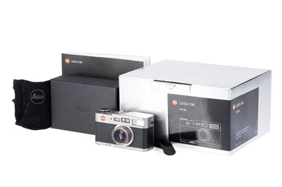 Lot 141 - A Leica CM Compact Camera